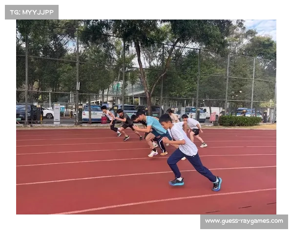 陕西14岁少年百米短跑惊现苗子,手计时仅需10秒89 陕西14岁少年百米短跑惊现苗子,手计时仅需10秒89